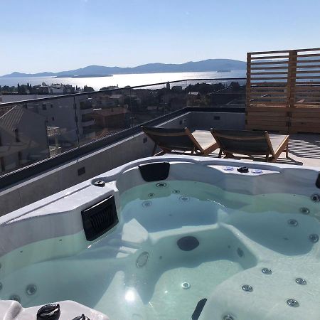 Apartment Rose Garden Sveti Filip i Jakov Eksteriør bilde